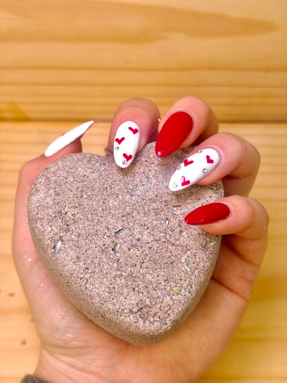 LavenWood - Detox Salt Bath Bomb - 6 oz