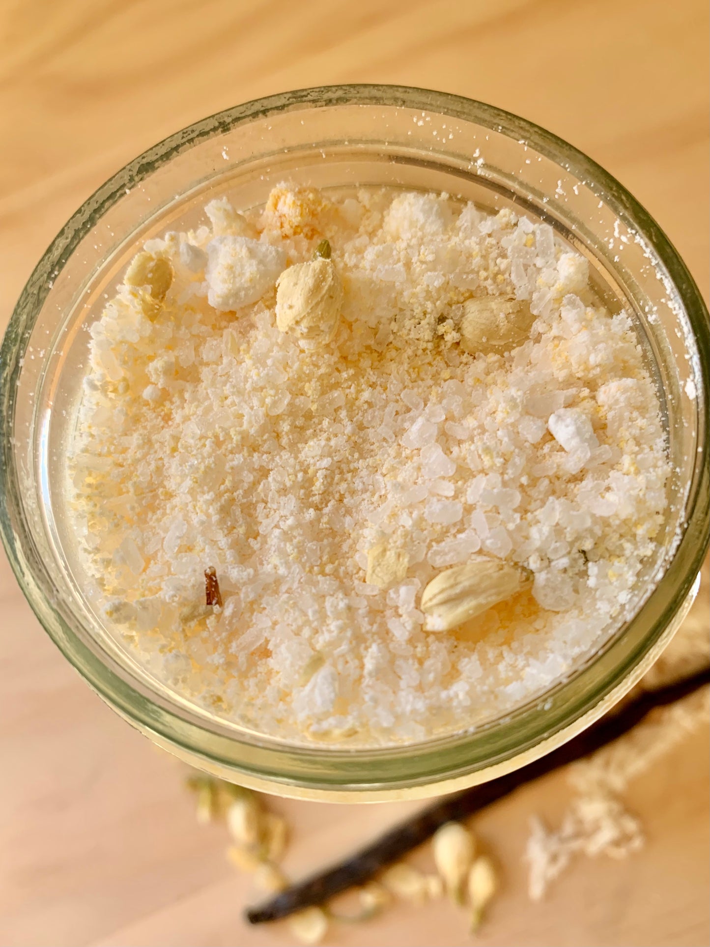 Jasmine Vanilla- A Bubbling Cream Spa Salt